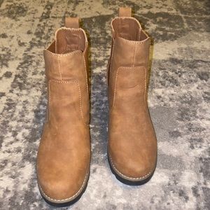 Universal Thread Wedge Booties